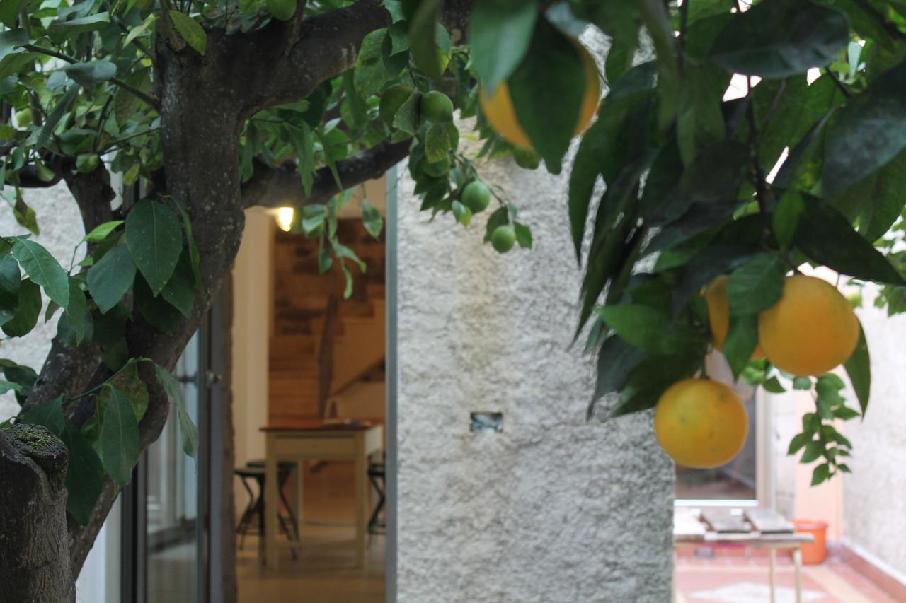 B&B Danonna Ittiri Exteriör bild